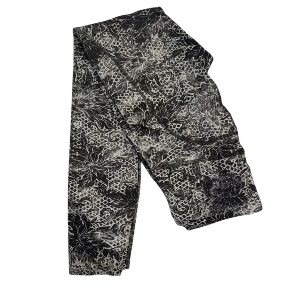 lululemon athletica lululemon size